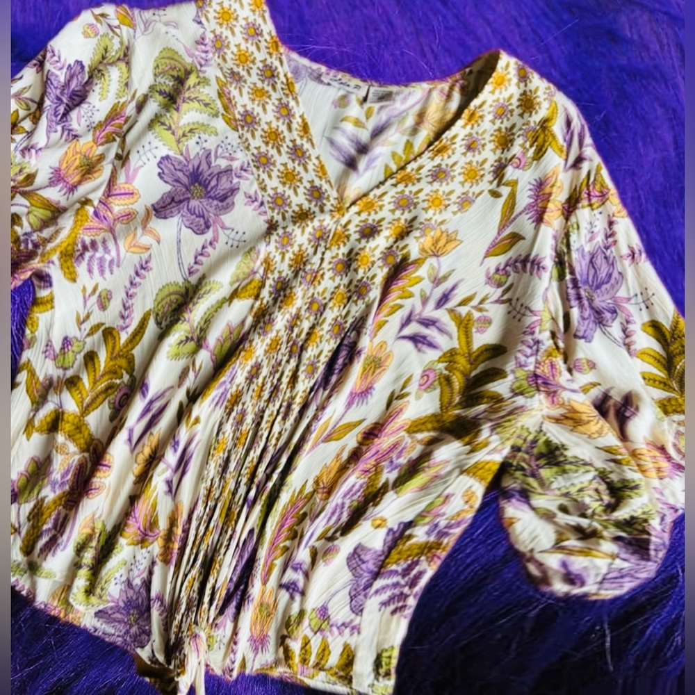 She & Sky Boho Tie-Front Starburst & Floral-Print Blouse - Picture 8 of 9